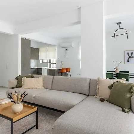 Homely 3br Getaway In Marousi By Upstreet Διαμέρισμα