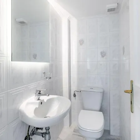 Homely 3br Getaway In Marousi By Upstreet Διαμέρισμα