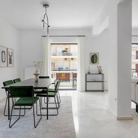 Homely 3br Getaway In Marousi By Upstreet Αθήνα